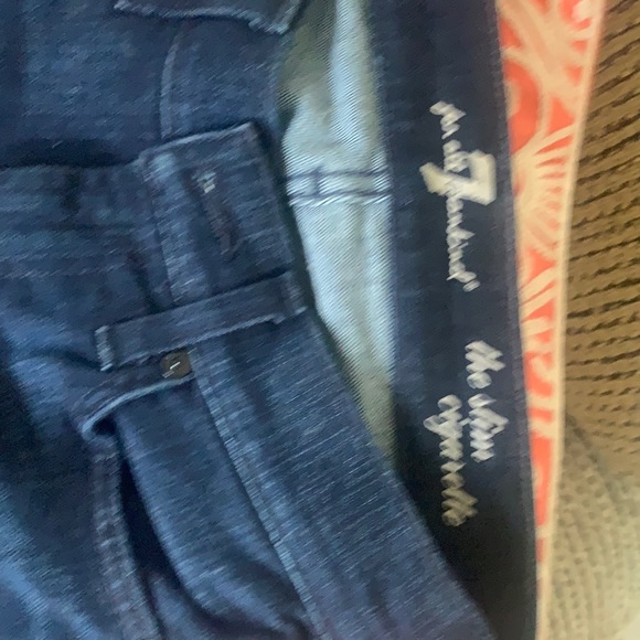 Meet your Posher, Bunni - Picture 1 of 4